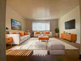 featured image of 2487 Kerr St #12