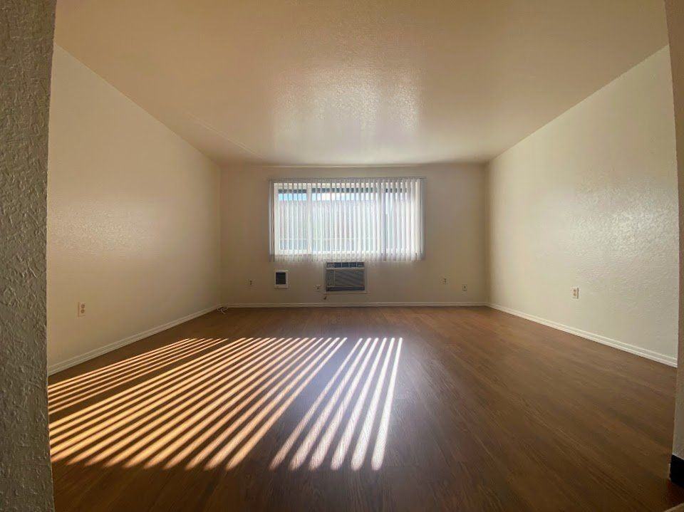 2487 Kerr St #12 - Photo 3 of 11