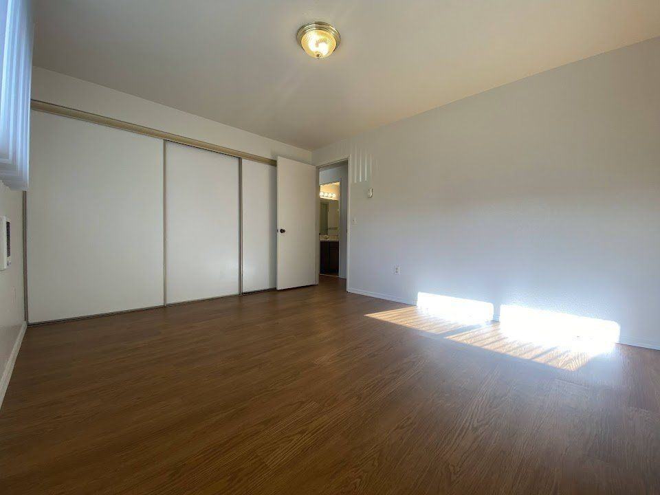 2487 Kerr St #12 - Photo 5 of 11