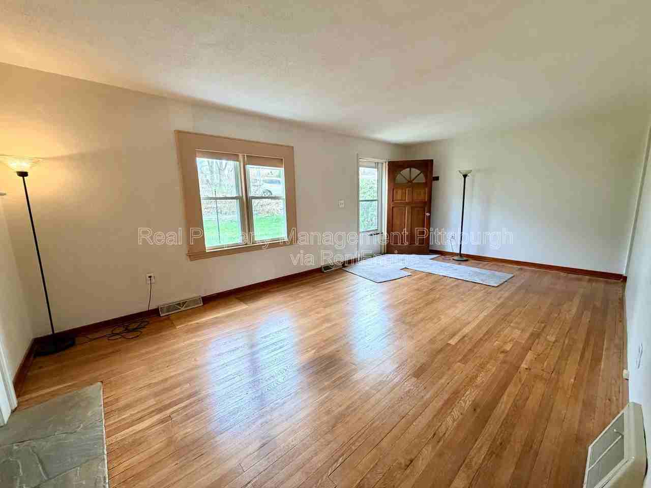 400 Patterson Rd - Photo 2 of 22