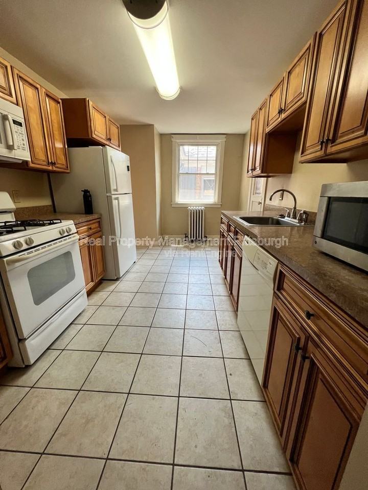 5731 Phillips Ave #2 - Photo 5 of 10