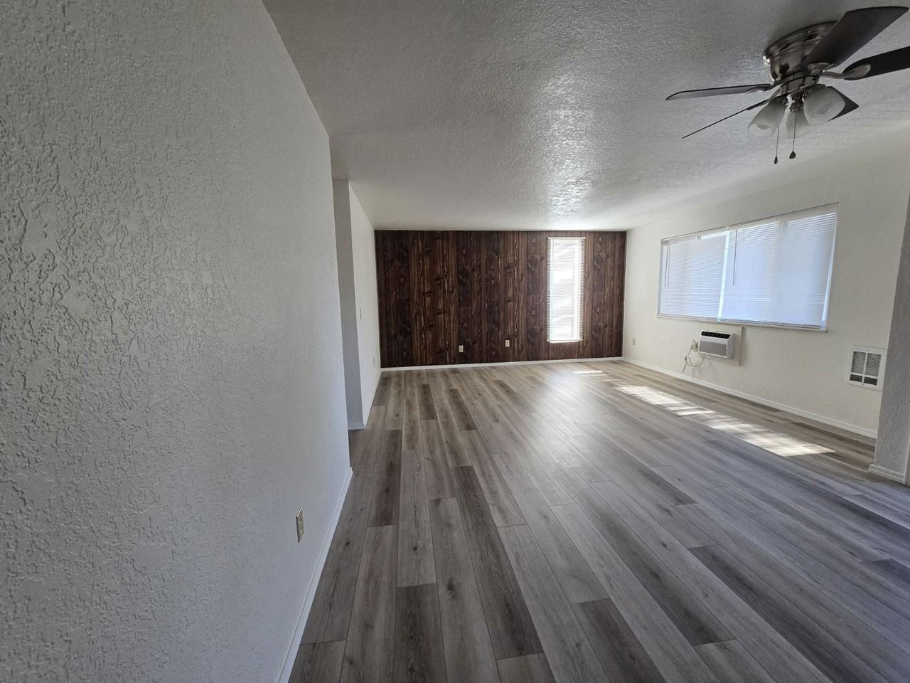 140 Atkinson Ct #19 - Photo 3 of 15