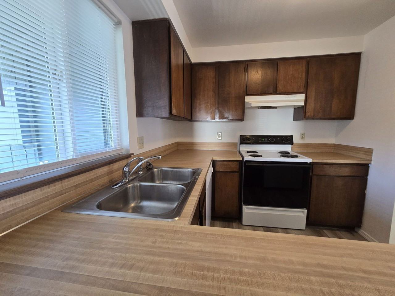 140 Atkinson Ct #19 - Photo 7 of 15