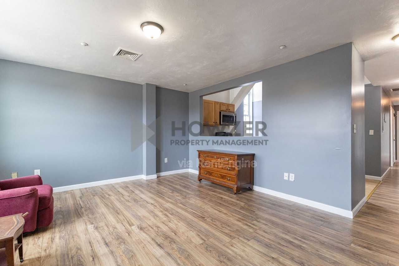 361 Main St #F - Photo 7 of 12