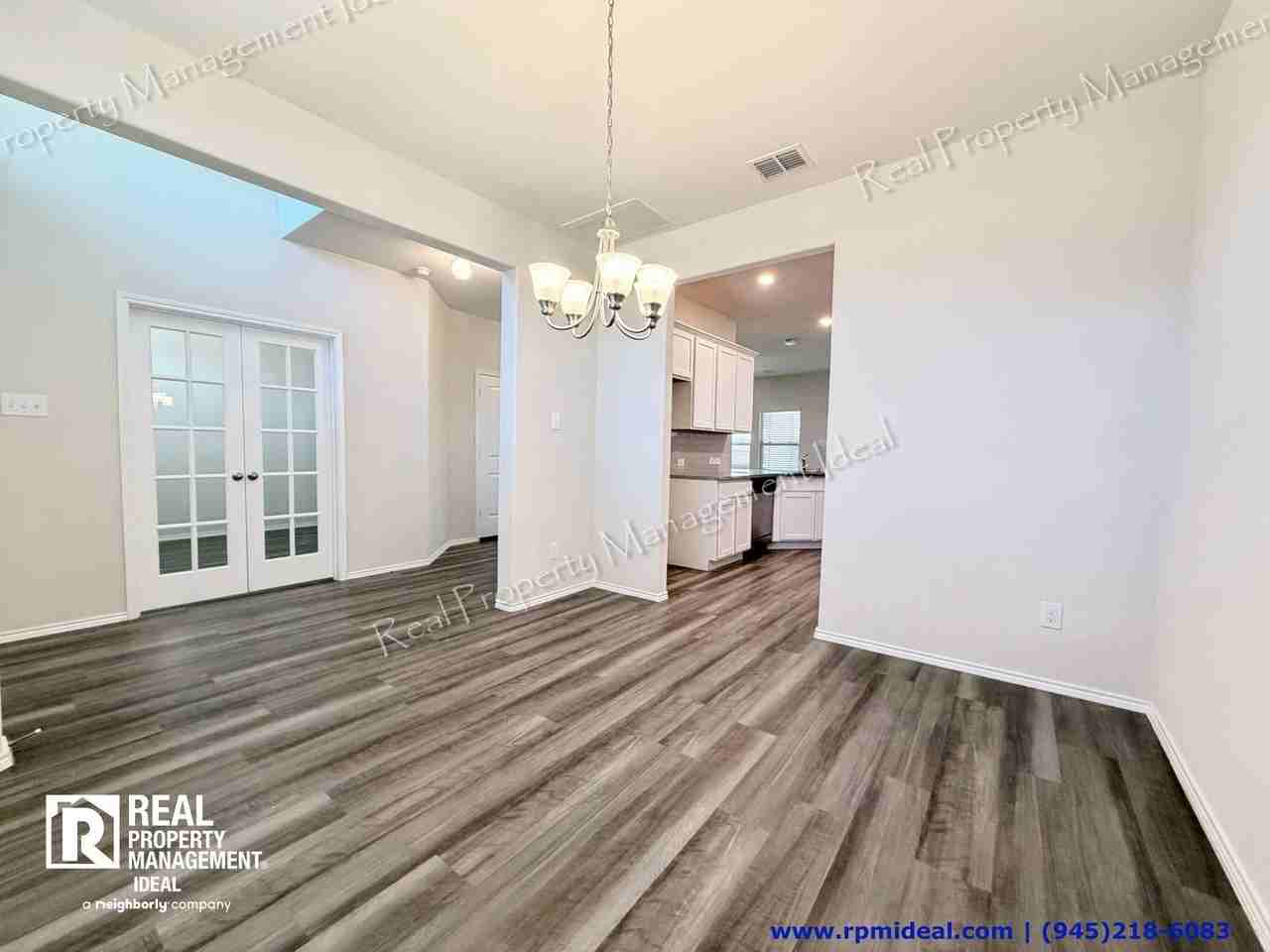 4009 Bighorn Drive - Photo 5 of 33