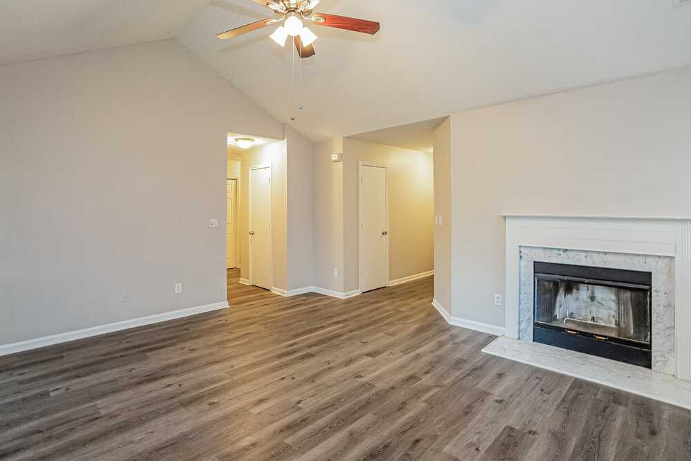 8631 Bodkin Ct - Photo 5 of 16