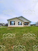 featured image of 131 Veranda Cir