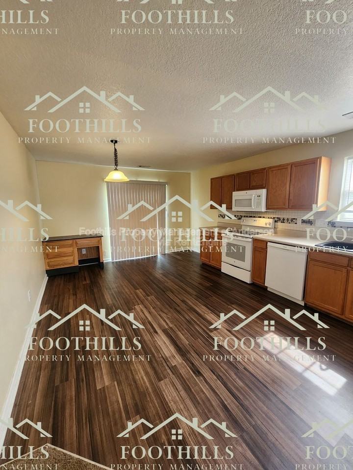 131 Veranda Cir - Photo 6 of 17