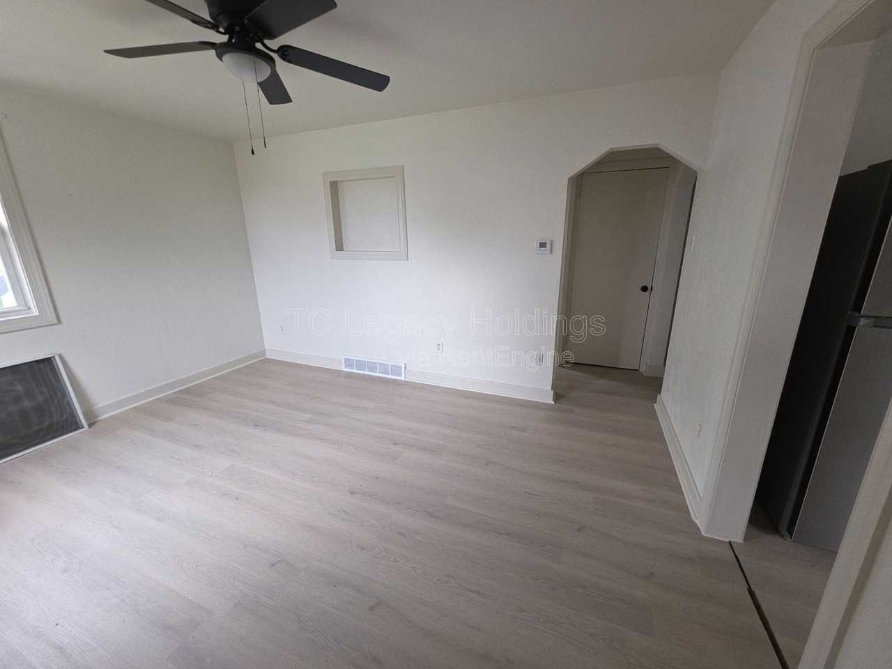 517 Hornor Ave - Photo 2 of 12