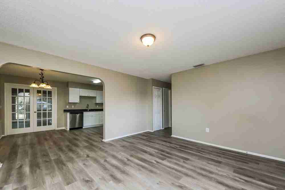 1719 Orange View Way - Photo 4 of 16