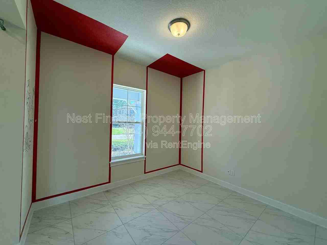 214 Starlis Pl - Photo 3 of 38