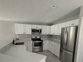 featured image of 930 Ainsworth St W