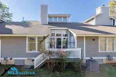 106 Elmwood Cir - Photo 2 of 32