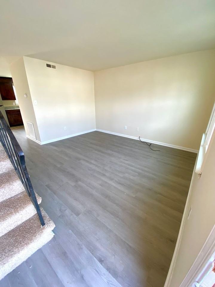 808 Arlington Rd #B - Photo 4 of 10