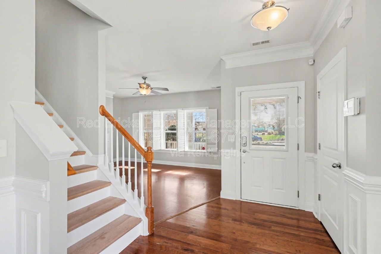 2330 Bonterra Blvd - Photo 6 of 32