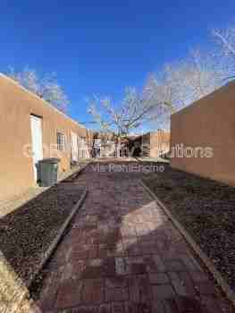 408 Pennsylvania St Se #A - Photo 4 of 19