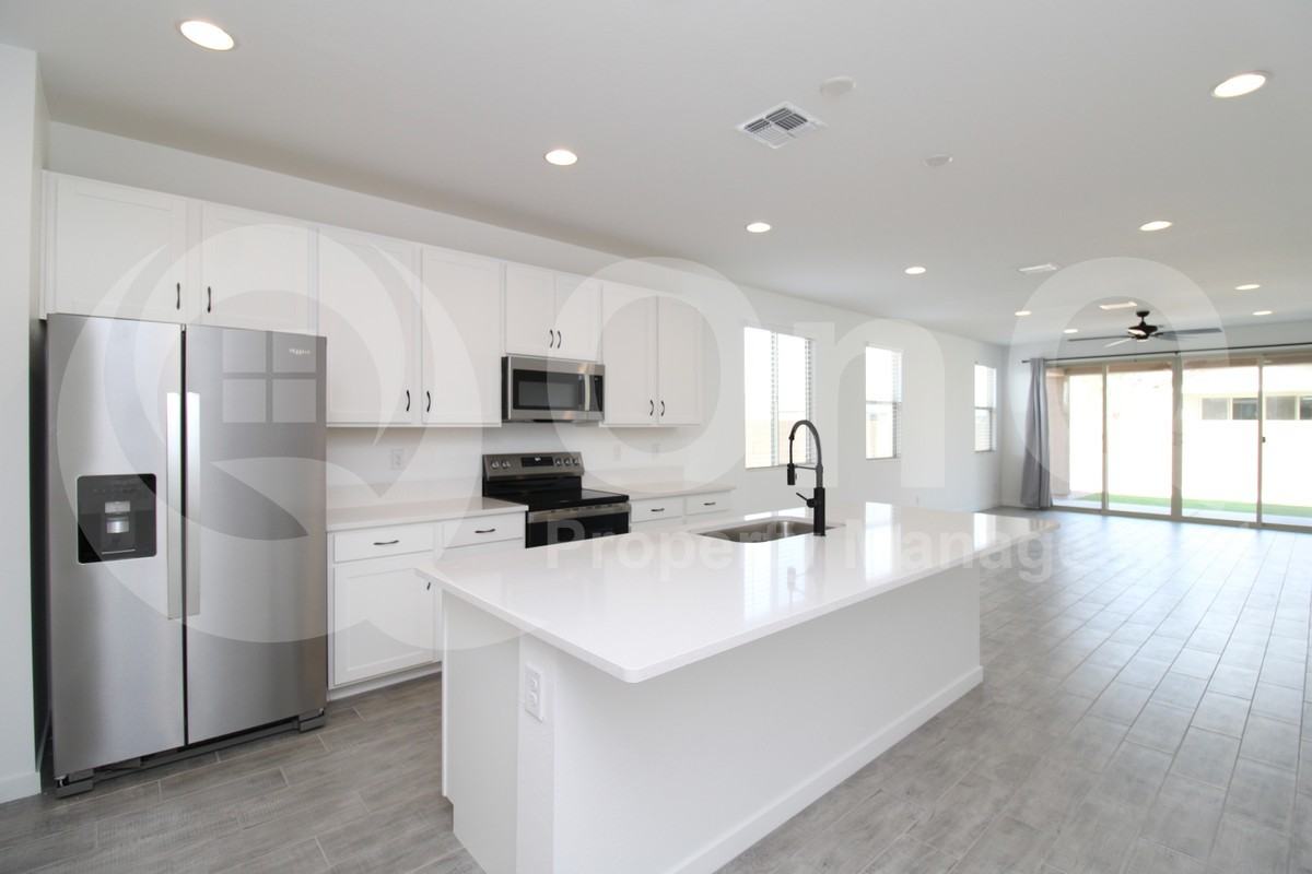 1212 E Vekol St - Photo 3 of 27