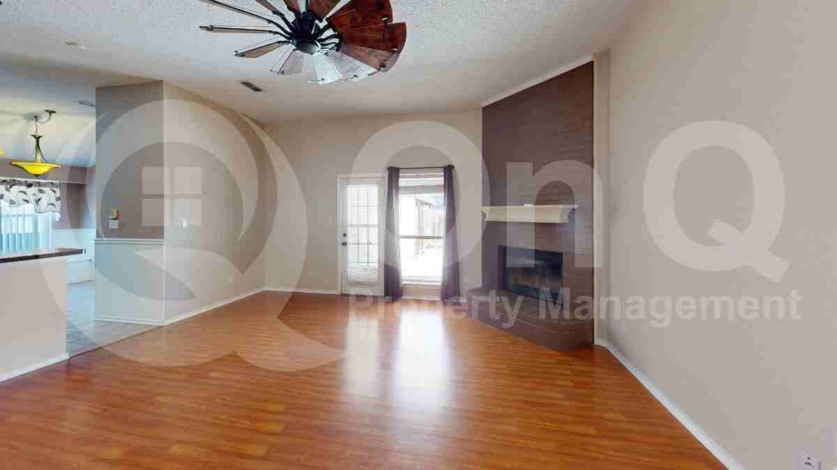 437 Dove Ln - Photo 6 of 19