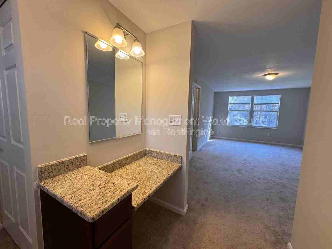 104 Benedict Ln - Photo 6 of 50