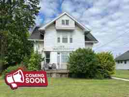 featured image of 225 Kingston Rd #3