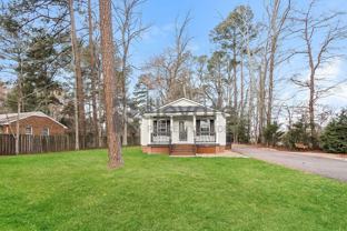 702 Chapman St - Photo 1 of 1