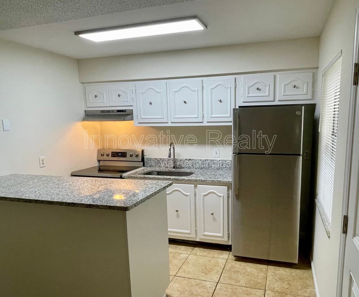 5228 Davisson Ave - Photo 2 of 11