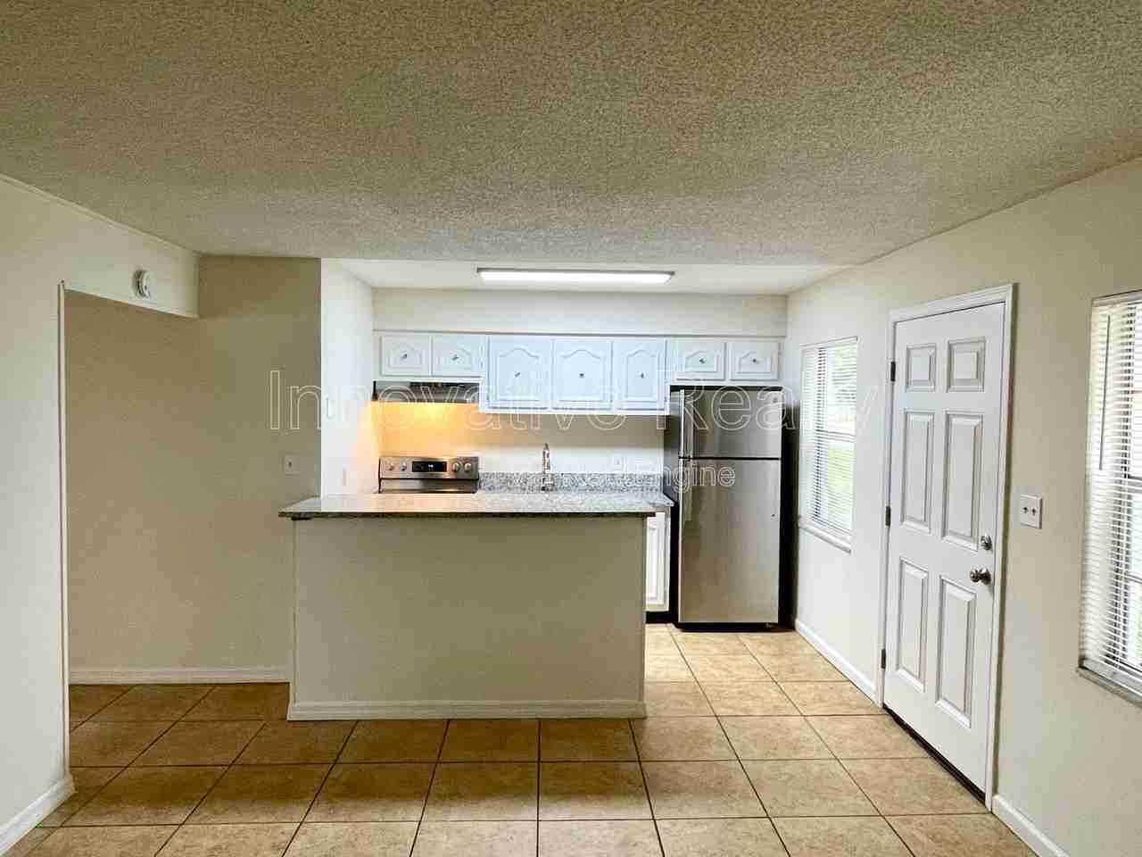 5228 Davisson Ave - Photo 4 of 11