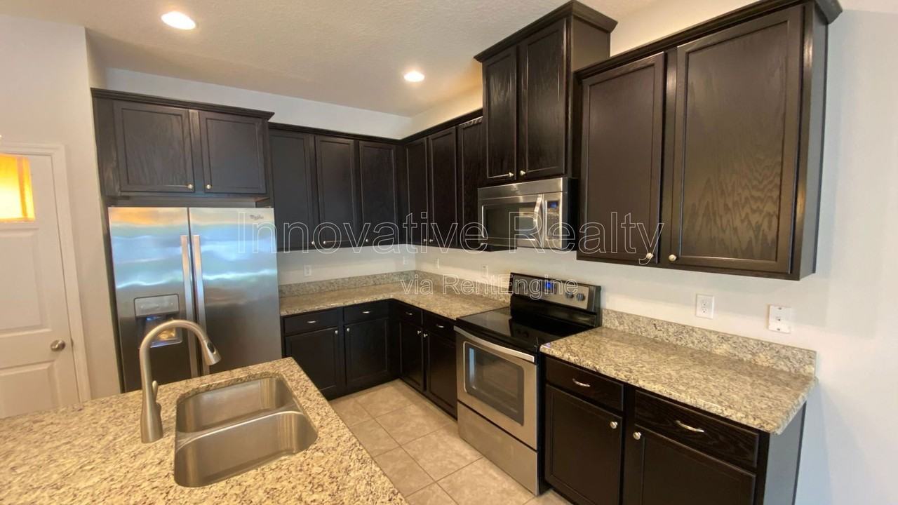 197 Mitchell Creek Way - Photo 4 of 20