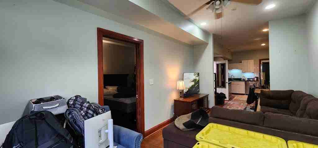 1016 W Cullerton St #3 - Photo 3 of 14