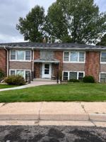 featured image of 1872 Cedar Pl Apt 2 #Apt 2