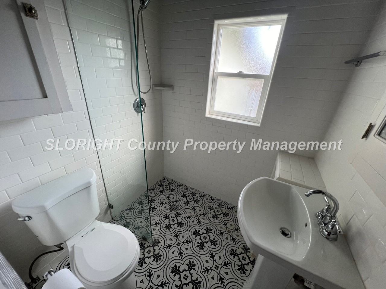 665 Islay St - Photo 7 of 13