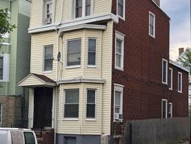 212 Lexington St #2 - Photo 1 of 1