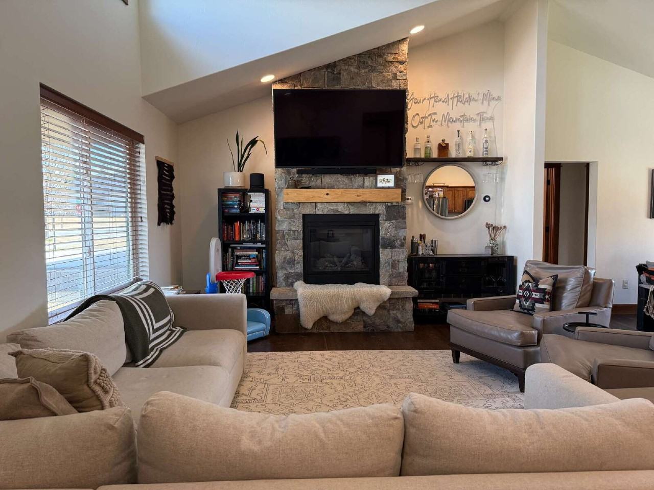 27 Falconers Way - Photo 5 of 42