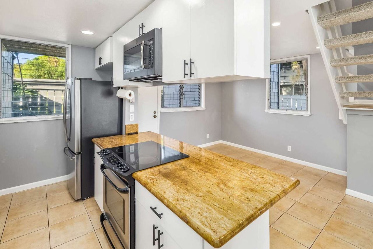 94-065 Kuahelani Ave #144 - Photo 3 of 19