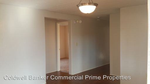 417 Hawthorn St - Photo 3 of 9