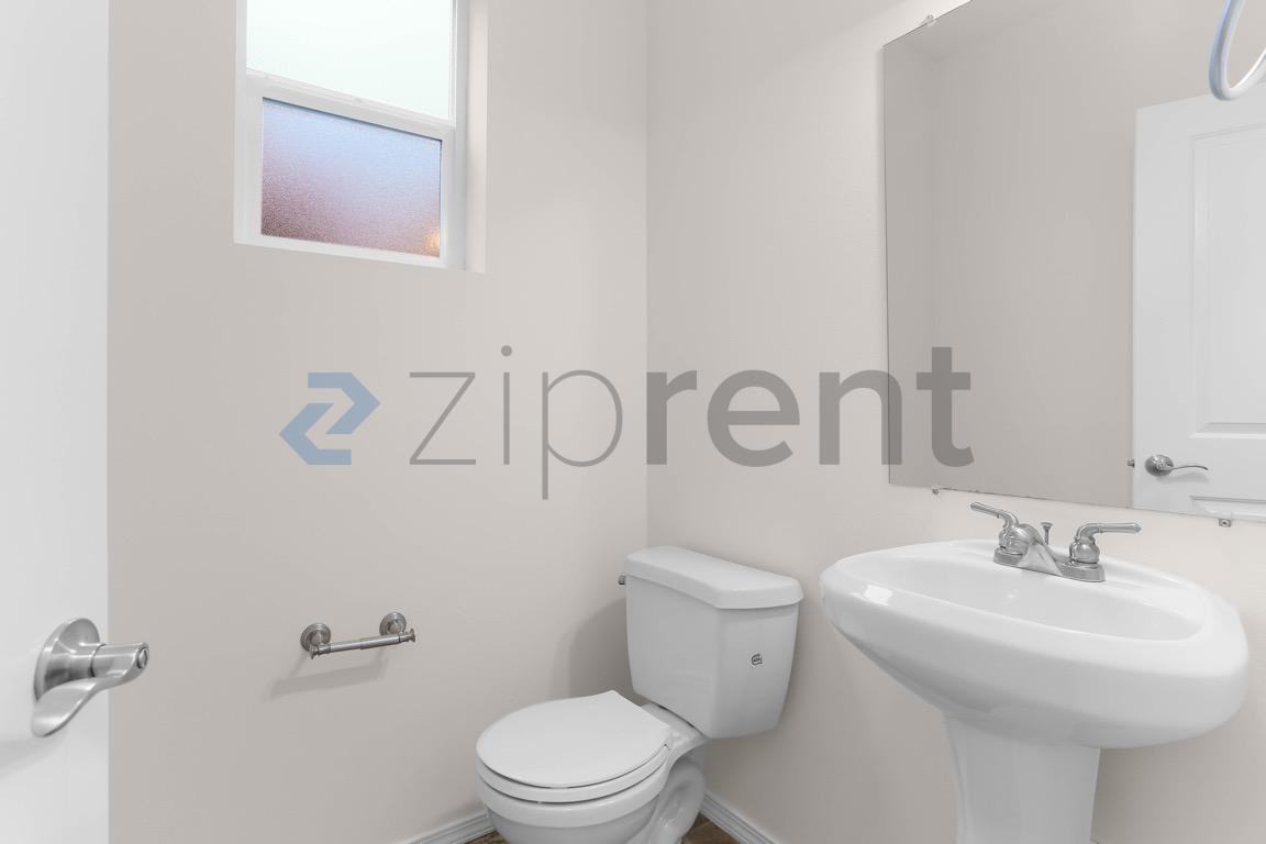 18507 26th Ave Se - Photo 4 of 22