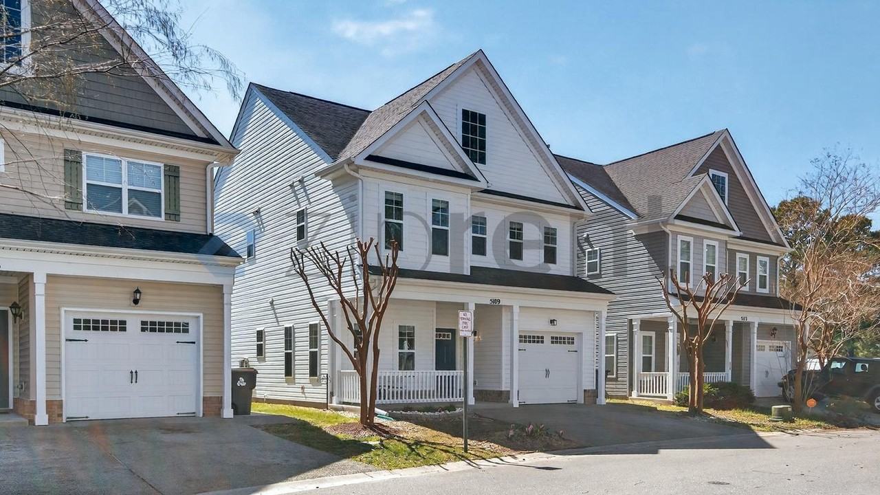 5109 Cape Levi Ln - Photo 4 of 41