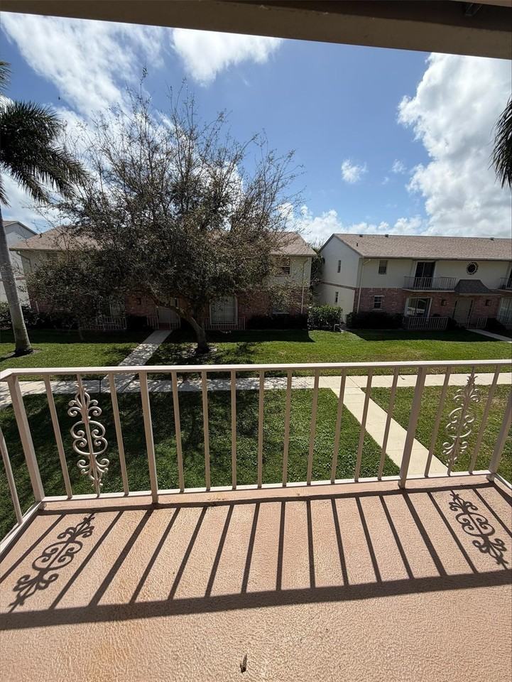 2017 South Seacrest Boulevard #D - Photo 3 of 9