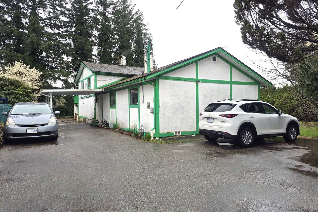 9774 134 Street - Photo 2 of 24