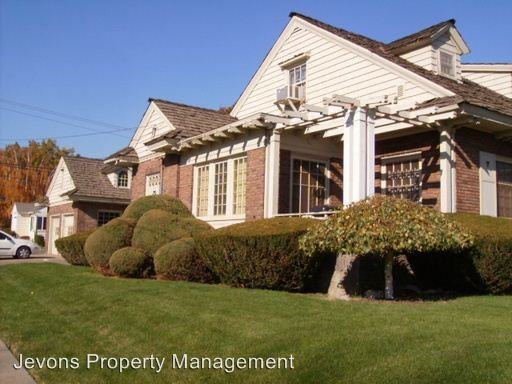 115 S Date St - Photo 3 of 5