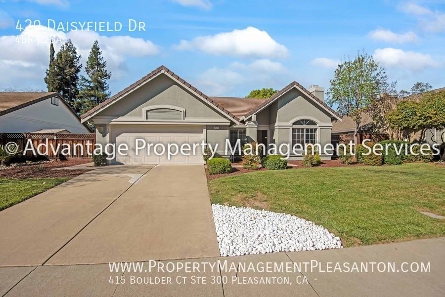 420 Daisyfield Dr - Photo 2 of 19