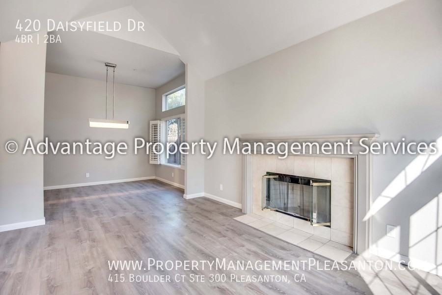 420 Daisyfield Dr - Photo 6 of 19