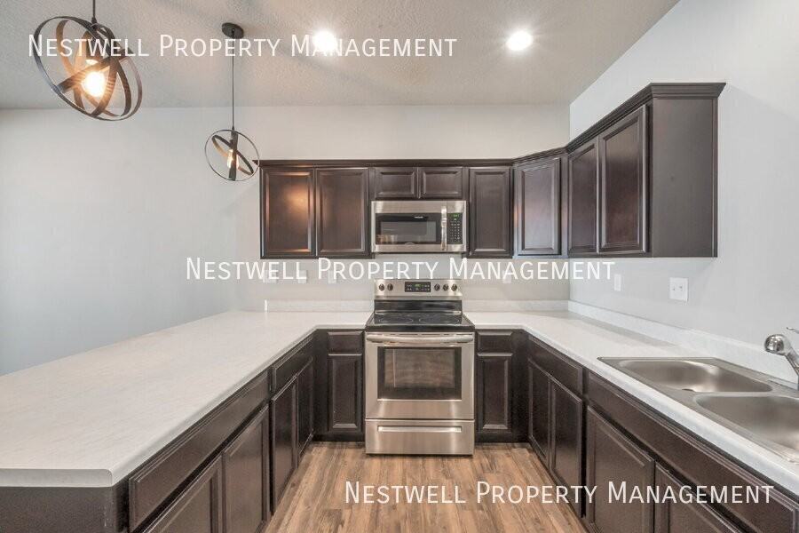 360 N 725 E - Photo 3 of 29