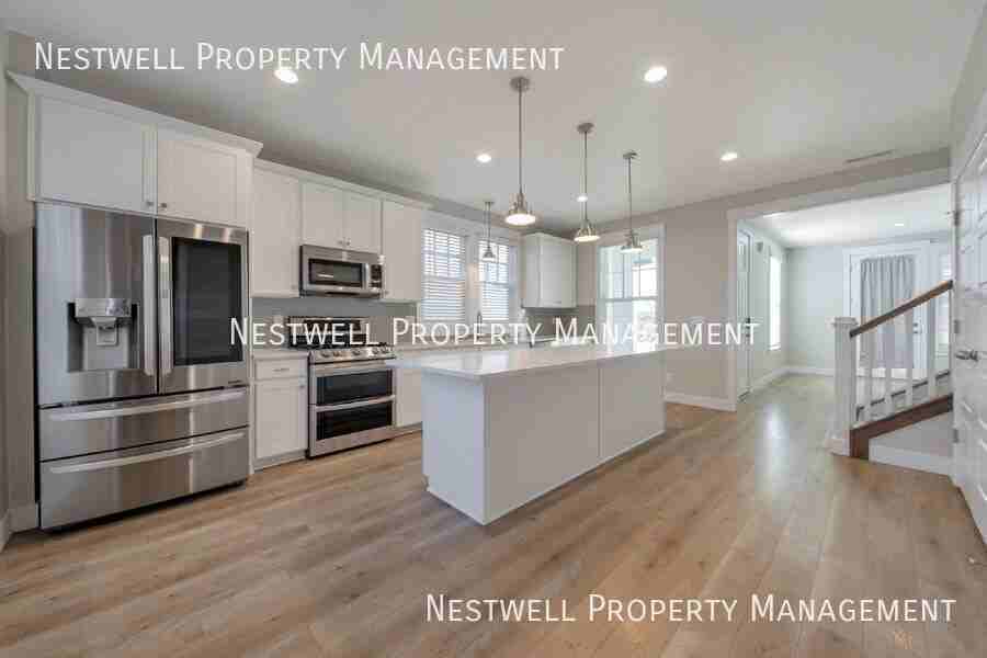 4673 W Isla Daybreak Rd - Photo 2 of 28