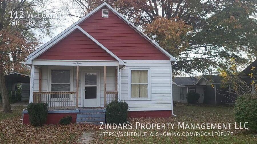 112 W 4th St - Photo 2 of 9