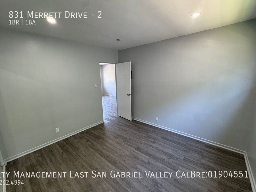 831 Merrett Dr #2 - Photo 4 of 9