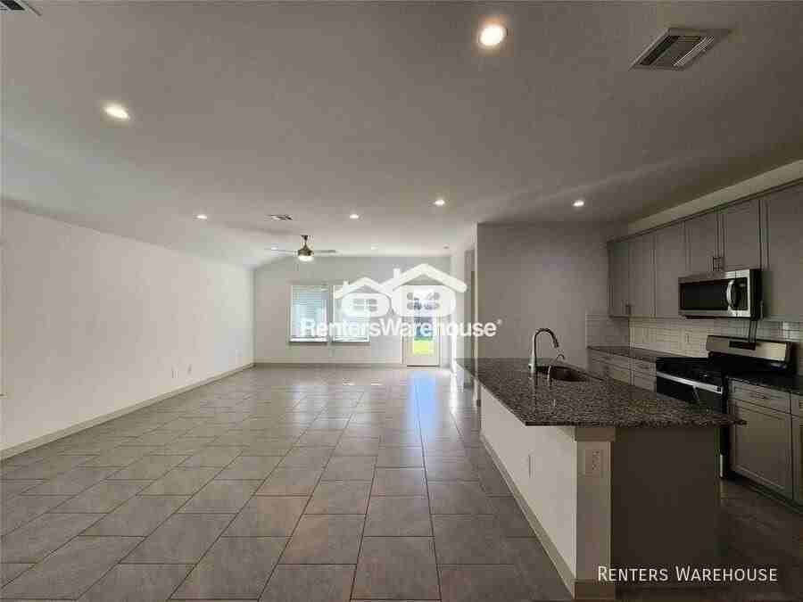 4934 Natchez Trce - Photo 2 of 21