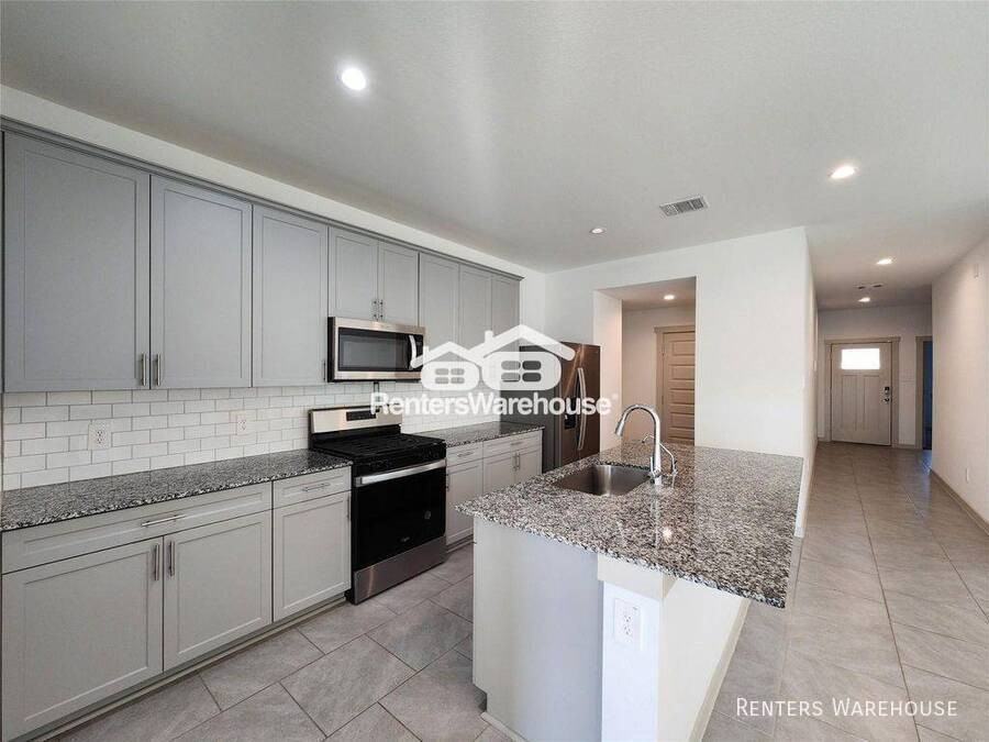 4934 Natchez Trce - Photo 4 of 21