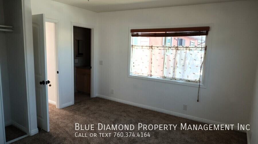 917 3rd St - Photo 3 of 12