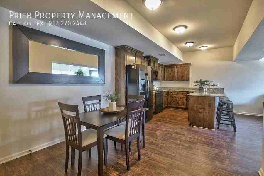 21589 W 126th Ter #25 - Photo 4 of 26